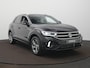 Volkswagen T-Roc 1.5 TSI R-Line Automaat - ACC - Navigatie - Stoelverwarming - Camera - Park Assist - LED