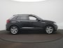 Volkswagen T-Roc 1.5 TSI R-Line Automaat - ACC - Navigatie - Stoelverwarming - Camera - Park Assist - LED