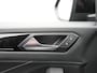 Volkswagen T-Roc 1.5 TSI R-Line Automaat - ACC - Navigatie - Stoelverwarming - Camera - Park Assist - LED