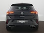 Volkswagen T-Roc 1.5 TSI R-Line Automaat - ACC - Navigatie - Stoelverwarming - Camera - Park Assist - LED