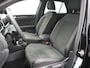 Volkswagen T-Roc 1.5 TSI R-Line Automaat - ACC - Navigatie - Stoelverwarming - Camera - Park Assist - LED