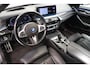 BMW 5-Serie Touring 530e Business Edition Plus | M-Sport | Panoramadak | Camera | 19"Lichtmetaal | Facelift |
