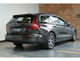 Volvo V60 B4 Core | Blond Lederen bekleding | Adaptive Cruise Control | Google Infotainment | Parkeersensoren voor + achter | Dealeronderhouden | Climate Control |