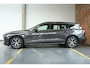 Volvo V60 B4 Core | Blond Lederen bekleding | Adaptive Cruise Control | Google Infotainment | Parkeersensoren voor + achter | Dealeronderhouden | Climate Control |