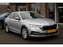 Skoda Octavia 1.0 e-TSI Business Edition Plus STOELVERW. SFEERVERL. CARPLAY CAMERA DIGITAL-DASH ACC DAB LANE-ASSIST 2XPDC 17''LMV