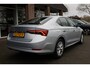 Skoda Octavia 1.0 e-TSI Business Edition Plus STOELVERW. SFEERVERL. CARPLAY CAMERA DIGITAL-DASH ACC DAB LANE-ASSIST 2XPDC 17''LMV