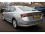 Skoda Octavia 1.0 e-TSI Business Edition Plus STOELVERW. SFEERVERL. CARPLAY CAMERA DIGITAL-DASH ACC DAB LANE-ASSIST 2XPDC 17''LMV