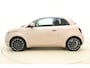 Fiat 500 3+1 La Prima 42 kWh NIEUW! | € 9.500 KORTING | Navigatie | Parkeersensoren voor en achter | Camera | Keyless | Lichtmetalen velgen