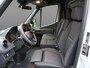 Mercedes-Benz eSprinter eSprinter L2H2 55 kWh NP € 73.500,- / Stoelverwarming | Camera | 3P | Bluetooth | Keyless Start