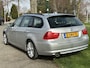 BMW 3-Serie Touring 320d Luxury Line rijdt perfect * automaat