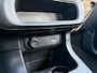 Citroën C3 1.2 PureTech | C-Series | WINTERSALE | Climate control | Parkeersensoren | Groot Scherm | Cruise Control | Rode Accenten | CarPlay |