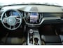 Volvo XC60 T6 Plug-in hybrid AWD Plus Black Edition | Panoramadak | 360° Parkeercamera | Parkeersensoren voor + achter | Harman Kardon Premium Audio | BLIS | Adaptive Cruise Control | Google Infotainment | Parkeerverwarming |