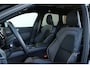 Volvo XC60 T6 Plug-in hybrid AWD Plus Black Edition | Panoramadak | 360° Parkeercamera | Parkeersensoren voor + achter | Harman Kardon Premium Audio | BLIS | Adaptive Cruise Control | Google Infotainment | Parkeerverwarming |