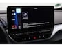 Volkswagen ID.4 First Max 77 kWh | Panoramadak | IQ.Light | Dodehoek detectie | 360 camera | AR Head-up display | DCC | 21 inch | Stoel-/stuurverwarming | Navigatie | Apple Carplay / Android Auto