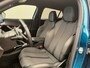Peugeot 2008 1.2 Hybrid 136 GT Camera | Digitaal Dashboard | Cruise | Climate | 17" Lichtmetaal | Keyless | Leder/Stof | Achteruitrijcamera | Airco (automatisch) | Apple Carplay/Android Auto|telefoonintegratie premium