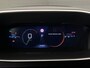 Peugeot 2008 1.2 Hybrid 136 GT Camera | Digitaal Dashboard | Cruise | Climate | 17" Lichtmetaal | Keyless | Leder/Stof | Achteruitrijcamera | Airco (automatisch) | Apple Carplay/Android Auto|telefoonintegratie premium