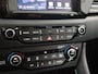 Kia Niro Hybrid 1.6 GDi DynamicLine | Trekhaak |  Navigatiesysteem | Parkeercamera | Stoelverwarming | Cruise Control |