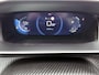 Peugeot e-208 EV Allure Pack 50 kWh 136pk | Navigatie | Achteruitrijcamera | 3D Cockpit | Climate Control | Cruise Control | Parkeersensoren | Stof/kunstleder | Keyless start | Apple Carplay / Android Auto | DAB+ radio | Led koplampen | Donker getint glas | 16" lichtmetalen velgen |
