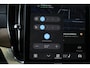Volvo XC90 T8 Plug-in hybrid AWD Ultra Dark | Panoramadak | Verwarmbare voorstoelen, stuurwiel en achterbank | Head-up display | 360 graden camera | Bowers & Wilkins| Keyless | 21 inch Lichtmetalen velgen