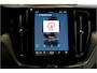 Volvo XC60 2.0 T6 AWD Recharge Long Range 293kW/399pk Aut8 Ultimate Bright LUCHTVERING + BOWERS&WILKINS + EL.TREKHAAK + PANORAMADAK + PILOT ASSIST + ADAPT.CRUISE + LANE ASSIST + STOEL&STUURVERWARMING + CAMERA + HEAD-UP + PD-GLASS + PARKSENSOREN + 20" LM-VELGEN!