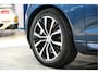 Volvo XC60 2.0 T6 AWD Recharge Long Range 293kW/399pk Aut8 Ultimate Bright LUCHTVERING + BOWERS&WILKINS + EL.TREKHAAK + PANORAMADAK + PILOT ASSIST + ADAPT.CRUISE + LANE ASSIST + STOEL&STUURVERWARMING + CAMERA + HEAD-UP + PD-GLASS + PARKSENSOREN + 20" LM-VELGEN!