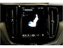 Volvo XC60 2.0 T6 AWD Recharge Long Range 293kW/399pk Aut8 Ultimate Bright LUCHTVERING + BOWERS&WILKINS + EL.TREKHAAK + PANORAMADAK + PILOT ASSIST + ADAPT.CRUISE + LANE ASSIST + STOEL&STUURVERWARMING + CAMERA + HEAD-UP + PD-GLASS + PARKSENSOREN + 20" LM-VELGEN!