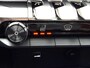 Peugeot 3008 *** 130 Pk *** GT *** Automaat *** KBZ-67-D Black Pack * Open Schuifdak * Stoelverwarming * Keyless Entry & Start * Parkeer Camera voor- en achterzijde * Elektrisch bedienbare Achterklep * L.M. Velgen * Alcantara Interieur * Vingerhoets; Vierde Generatie Eersteklas Service. Al meer dan 100 jaar een begrip in de Brabantse Kempen.