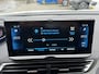 Peugeot 3008 *** 130 Pk *** GT *** Automaat *** KBZ-67-D Black Pack * Open Schuifdak * Stoelverwarming * Keyless Entry & Start * Parkeer Camera voor- en achterzijde * Elektrisch bedienbare Achterklep * L.M. Velgen * Alcantara Interieur * Vingerhoets; Vierde Generatie Eersteklas Service. Al meer dan 100 jaar een begrip in de Brabantse Kempen.