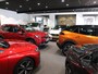 Peugeot 3008 *** 130 Pk *** GT *** Automaat *** KBZ-67-D Black Pack * Open Schuifdak * Stoelverwarming * Keyless Entry & Start * Parkeer Camera voor- en achterzijde * Elektrisch bedienbare Achterklep * L.M. Velgen * Alcantara Interieur * Vingerhoets; Vierde Generatie Eersteklas Service. Al meer dan 100 jaar een begrip in de Brabantse Kempen.