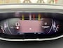 Peugeot 3008 *** 130 Pk *** GT *** Automaat *** KBZ-67-D Black Pack * Open Schuifdak * Stoelverwarming * Keyless Entry & Start * Parkeer Camera voor- en achterzijde * Elektrisch bedienbare Achterklep * L.M. Velgen * Alcantara Interieur * Vingerhoets; Vierde Generatie Eersteklas Service. Al meer dan 100 jaar een begrip in de Brabantse Kempen.