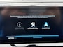 Peugeot 3008 *** 130 Pk *** GT *** Automaat *** KBZ-67-D Black Pack * Open Schuifdak * Stoelverwarming * Keyless Entry & Start * Parkeer Camera voor- en achterzijde * Elektrisch bedienbare Achterklep * L.M. Velgen * Alcantara Interieur * Vingerhoets; Vierde Generatie Eersteklas Service. Al meer dan 100 jaar een begrip in de Brabantse Kempen.