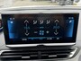 Peugeot 3008 *** 130 Pk *** GT *** Automaat *** KBZ-67-D Black Pack * Open Schuifdak * Stoelverwarming * Keyless Entry & Start * Parkeer Camera voor- en achterzijde * Elektrisch bedienbare Achterklep * L.M. Velgen * Alcantara Interieur * Vingerhoets; Vierde Generatie Eersteklas Service. Al meer dan 100 jaar een begrip in de Brabantse Kempen.
