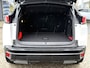 Peugeot 3008 *** 130 Pk *** GT *** Automaat *** KBZ-67-D Black Pack * Open Schuifdak * Stoelverwarming * Keyless Entry & Start * Parkeer Camera voor- en achterzijde * Elektrisch bedienbare Achterklep * L.M. Velgen * Alcantara Interieur * Vingerhoets; Vierde Generatie Eersteklas Service. Al meer dan 100 jaar een begrip in de Brabantse Kempen.