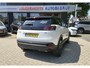 Peugeot 3008 *** 130 Pk *** GT *** Automaat *** KBZ-67-D Black Pack * Open Schuifdak * Stoelverwarming * Keyless Entry & Start * Parkeer Camera voor- en achterzijde * Elektrisch bedienbare Achterklep * L.M. Velgen * Alcantara Interieur * Vingerhoets; Vierde Generatie Eersteklas Service. Al meer dan 100 jaar een begrip in de Brabantse Kempen.