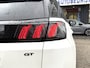 Peugeot 3008 *** 130 Pk *** GT *** Automaat *** KBZ-67-D Black Pack * Open Schuifdak * Stoelverwarming * Keyless Entry & Start * Parkeer Camera voor- en achterzijde * Elektrisch bedienbare Achterklep * L.M. Velgen * Alcantara Interieur * Vingerhoets; Vierde Generatie Eersteklas Service. Al meer dan 100 jaar een begrip in de Brabantse Kempen.