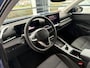 Volkswagen T-Roc 1.5 eTsi Life First Edition 116 PK Automaat | LED Koplampen | Camera | Apple Carplay | 17" Lichtmetalen velgen | Ruiten getint | Android Auto | Stoelverwarming | Adaptive cruise control | Climate control | Stuurverwarming |