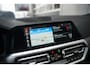 BMW 3-Serie 330i 259 pk High Executive Edition M-Sportpakket / NL-Auto/ Schuif-Dak/ Leder/ Sport-Stoelen/ Stoel.Verw/ Head-Up/ Led-Koplamp/ 19'' LMV
