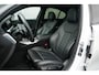BMW 3-Serie 330i 259 pk High Executive Edition M-Sportpakket / NL-Auto/ Schuif-Dak/ Leder/ Sport-Stoelen/ Stoel.Verw/ Head-Up/ Led-Koplamp/ 19'' LMV