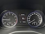 Hyundai Kona 1.0T Essence / Winter en zomerbanden op velg / Trekhaak (1200kg) / Apple CarPlay/Android Auto / Airco /