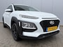 Hyundai Kona 1.0T Essence / Winter en zomerbanden op velg / Trekhaak (1200kg) / Apple CarPlay/Android Auto / Airco /