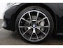 BMW 3-Serie Touring 330e High Executive | Automaat | Harman & Kardon | HUD | 1/2 Leder | PDC | Camera | Keyless