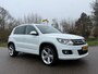 Volkswagen Tiguan 2.0 TSI R-Line 4Motion Automaat | Panoramadak | 19" Velgen | Velours | Navi | Clima | PDC | Cruise | LED |