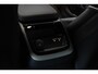 Volvo V60 2.0 T6 Plug-in hybrid AWD Plus Dark | Direct Leverbaar | Head-Up Display | 360º Camera | 19" Lichtmetalen Wielen | Premium Audio by Harman Kardon | Nappa Lederen Contourstoelen |