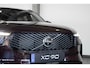 Volvo XC90 2.0 T8 Plug-in hybrid AWD Ultra Dark | Luchtvering | Getint Glas | Panorama Schuif/Kanteldak | Head-Up Display | Harman Kardon Premium Audio |
