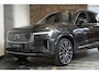 Volvo XC90 2.0 T8 Plug-in hybrid AWD Ultra Bright Executive Edition | Luchtvering | Bowers & Wilkins | Geventileerde Voorstoelen | Massagefunctie | Head-Up Display | 22" Lichtmetalen Wielen |