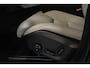 Volvo XC90 2.0 T8 Plug-in hybrid AWD Ultra Bright Executive Edition | Luchtvering | Bowers & Wilkins | Geventileerde Voorstoelen | Massagefunctie | Head-Up Display | 22" Lichtmetalen Wielen |
