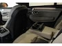Volvo XC90 2.0 T8 Plug-in hybrid AWD Ultra Bright Executive Edition | Luchtvering | Bowers & Wilkins | Geventileerde Voorstoelen | Massagefunctie | Head-Up Display | 22" Lichtmetalen Wielen |