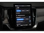 Volvo XC90 2.0 T8 Plug-in hybrid AWD Ultra Bright Executive Edition | Luchtvering | Bowers & Wilkins | Geventileerde Voorstoelen | Massagefunctie | Head-Up Display | 22" Lichtmetalen Wielen |