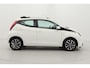 Toyota Aygo 1.0 VVT-i x-play | Elektrisch vouwdak | Apple Carplay / Android Auto | Airco | Camera | 15 inch | DAB | Bluetooth