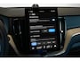Volvo XC60 2.0 T6 Plug-in hybrid AWD Ultra Bright Adaptive Cruise & Pilot Assist | Panoramisch Schuif/-kanteldak | Harman/Kardon Premium Audio | 360-Camera | Stoel + Stuurwiel verwarming | Elektrische Achterklep | Google Services |  Keyless Entry & Start | Extra getint glas